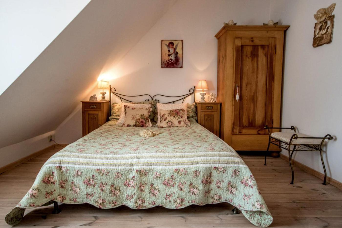 Dom Pod Skrzydlami Bed & Breakfast Gawliki Wielkie ภายนอก รูปภาพ