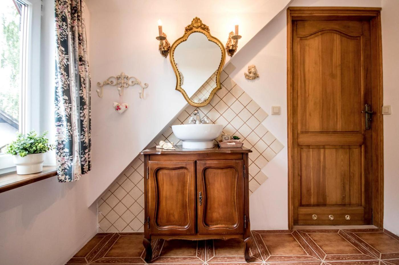 Dom Pod Skrzydlami Bed & Breakfast Gawliki Wielkie ภายนอก รูปภาพ