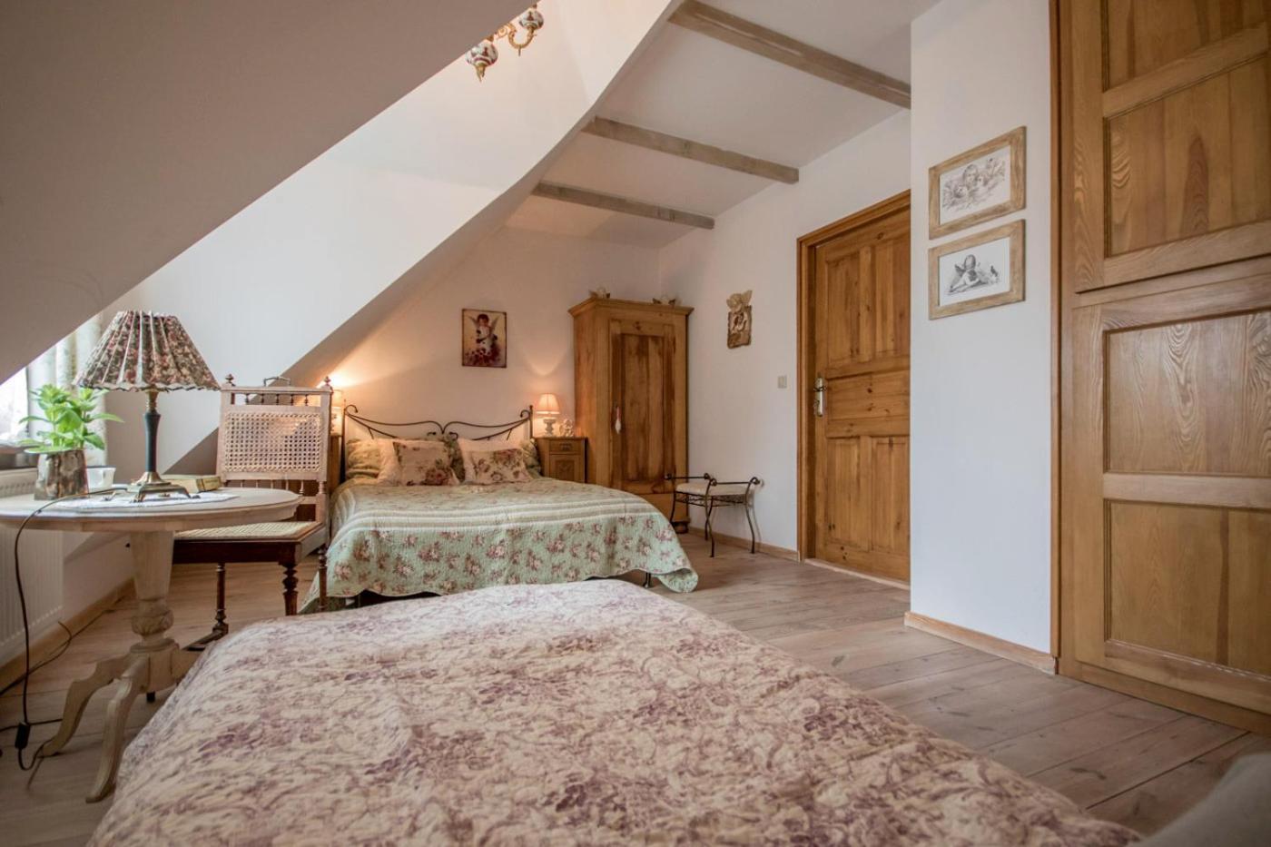 Dom Pod Skrzydlami Bed & Breakfast Gawliki Wielkie ภายนอก รูปภาพ